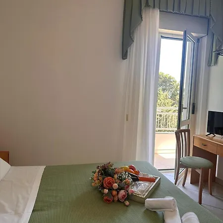 San Francesco Hotell 3*